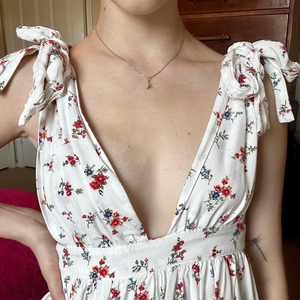 FOREVER 21 white floral mini dress size s